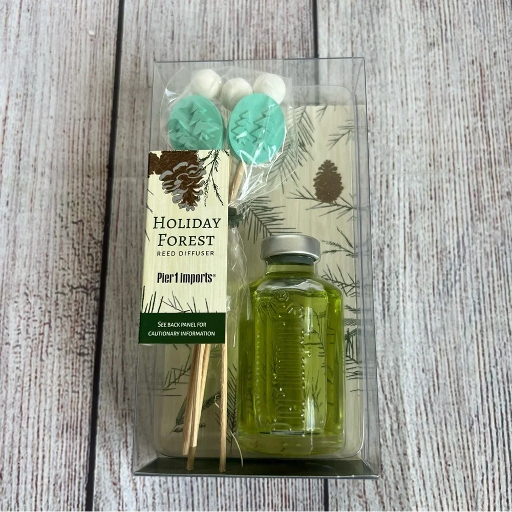 Pier 1 Reed Diffuser Holiday Forest NIB